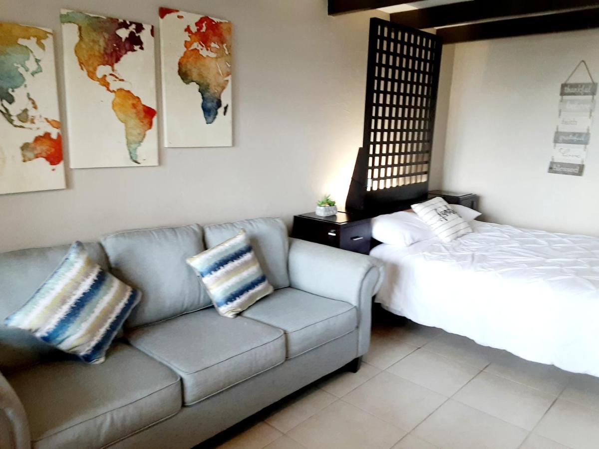 Charming One Bedroom Resort-Style Studio With Pool And Beach Access Ruskin Ngoại thất bức ảnh